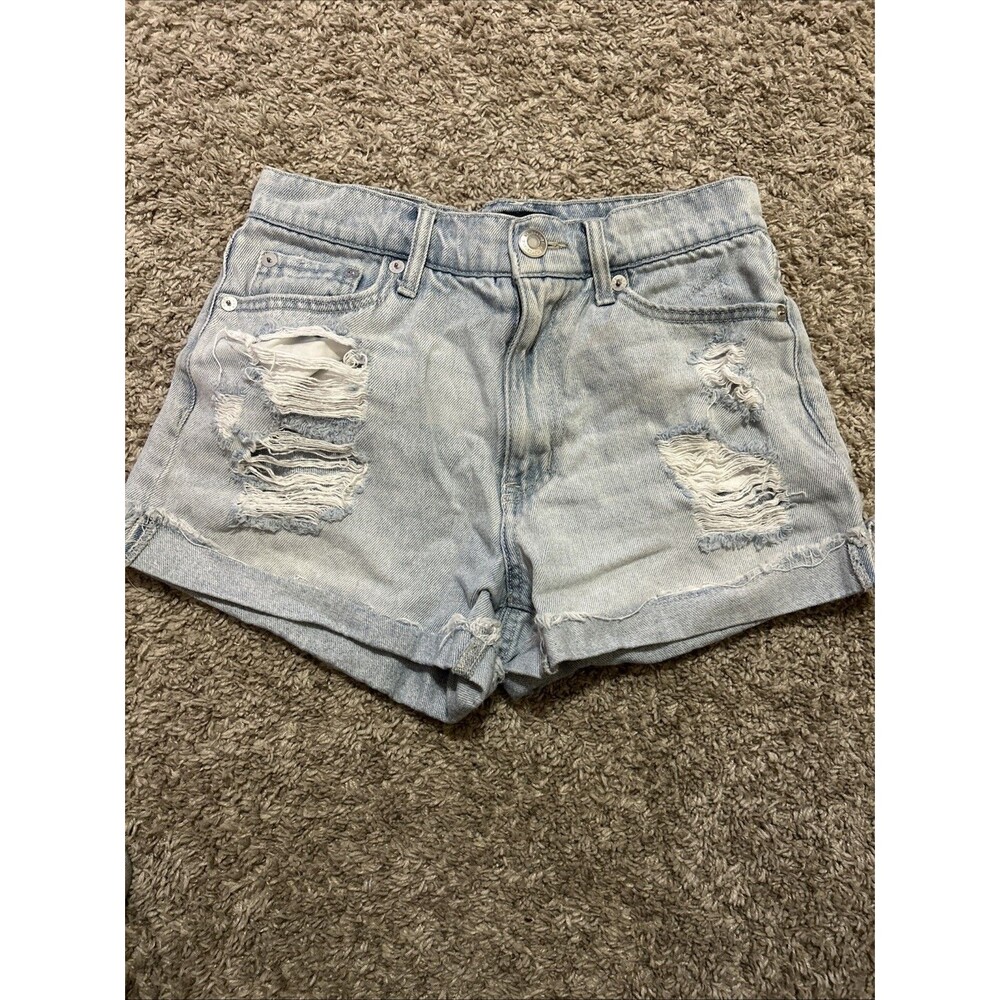 Aeropostale Women's Size 2 Mom Short Distressed Light Wash Jean Shorts Juniors